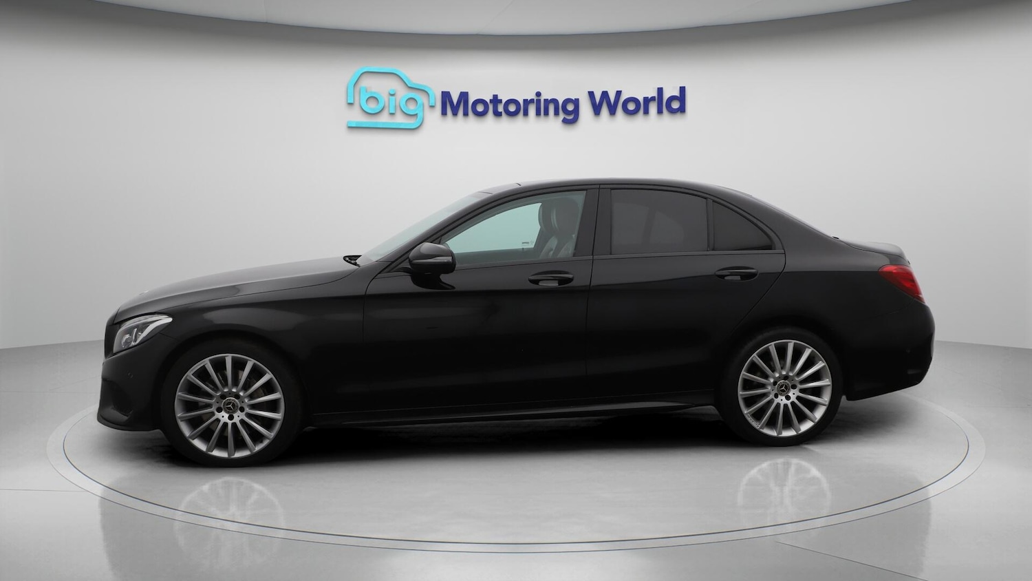 Used Mercedes-Benz C-Class 2018 for sale - 76135924: Photo 5