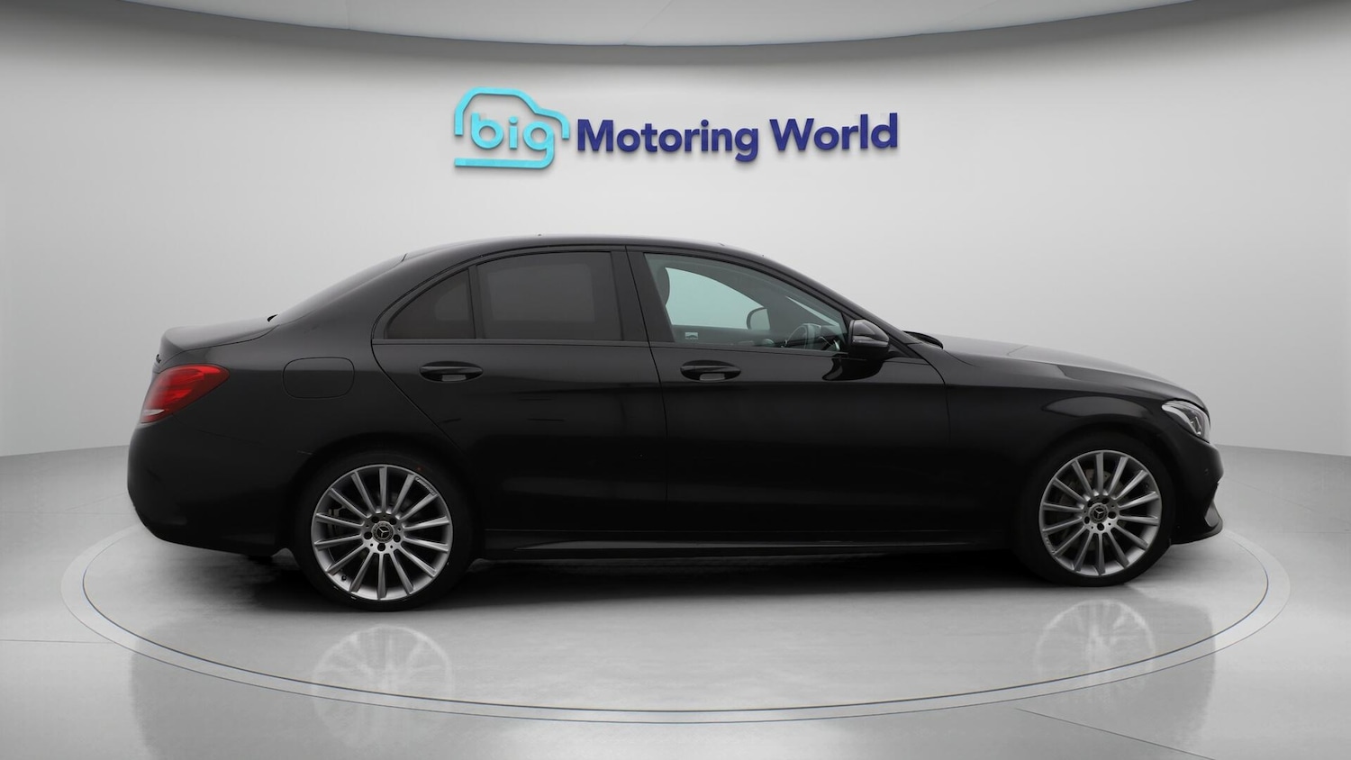 Used Mercedes-Benz C-Class 2018 for sale - 76135924: Photo 9