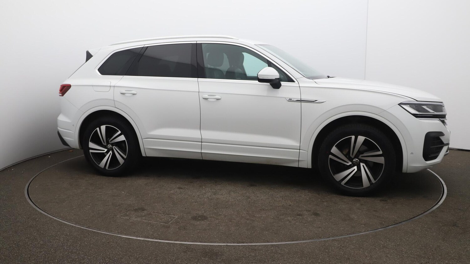 Used Volkswagen Touareg 2021 for sale - 76752894: Photo 49