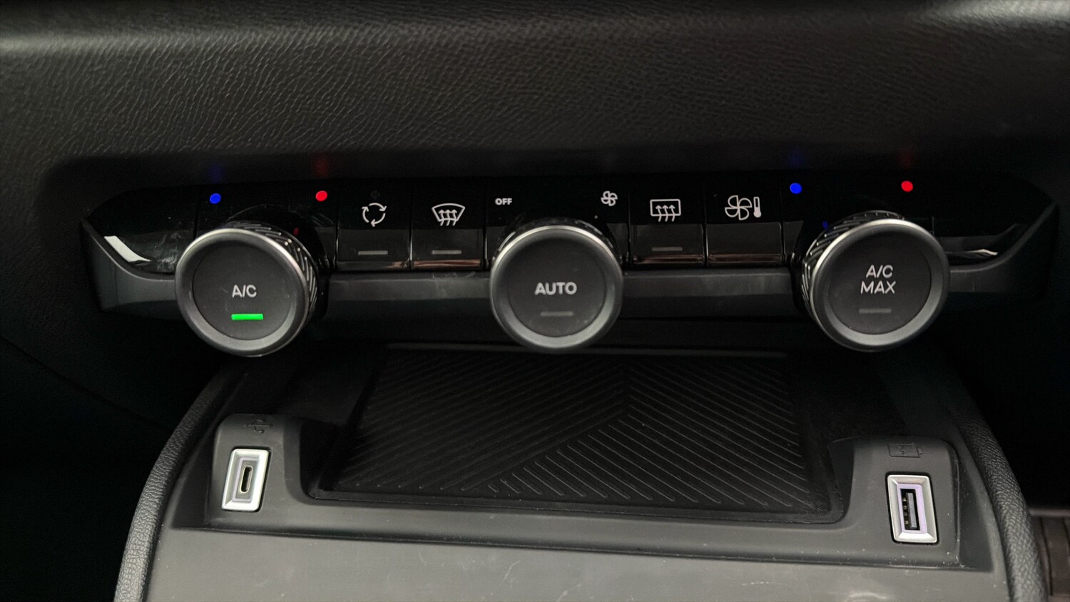 Used Citroen C4 X 2023 for sale - 78083865: Photo 11