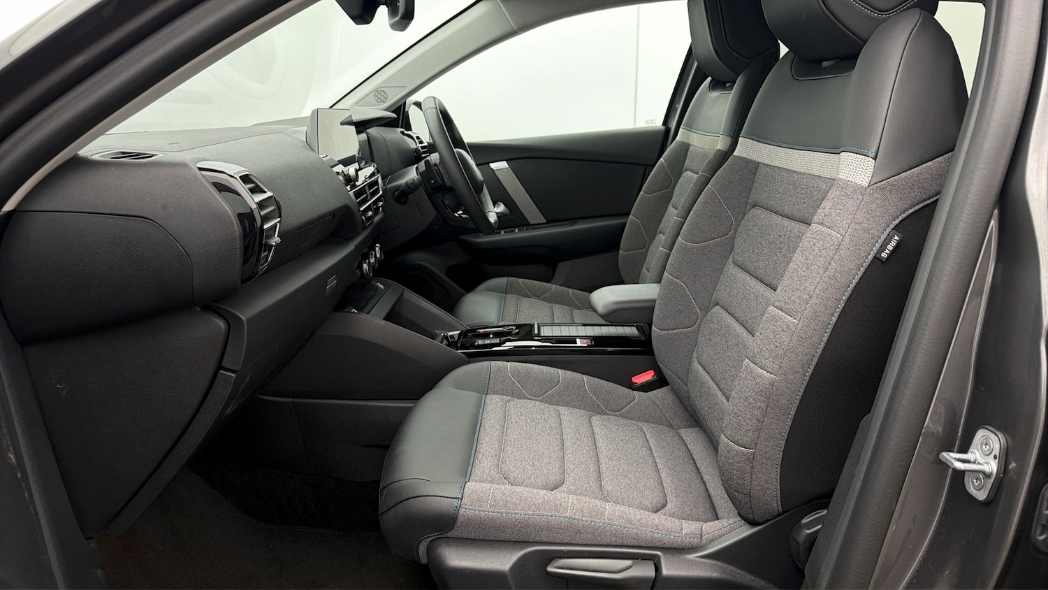 Used Citroen C4 X 2023 for sale - 78083865: Photo 13