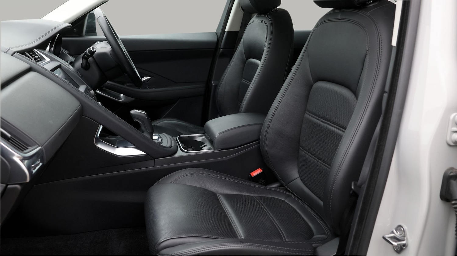 Used Jaguar E-Pace 2019 for sale - 77570499: Photo 14