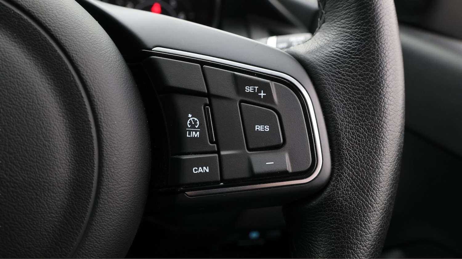 Used Jaguar E-Pace 2019 for sale - 77570499: Photo 22