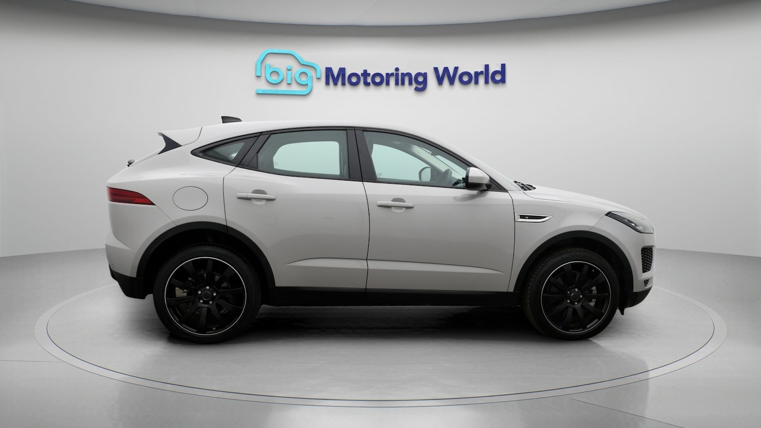 Used Jaguar E-Pace 2019 for sale - 77570499: Photo 8