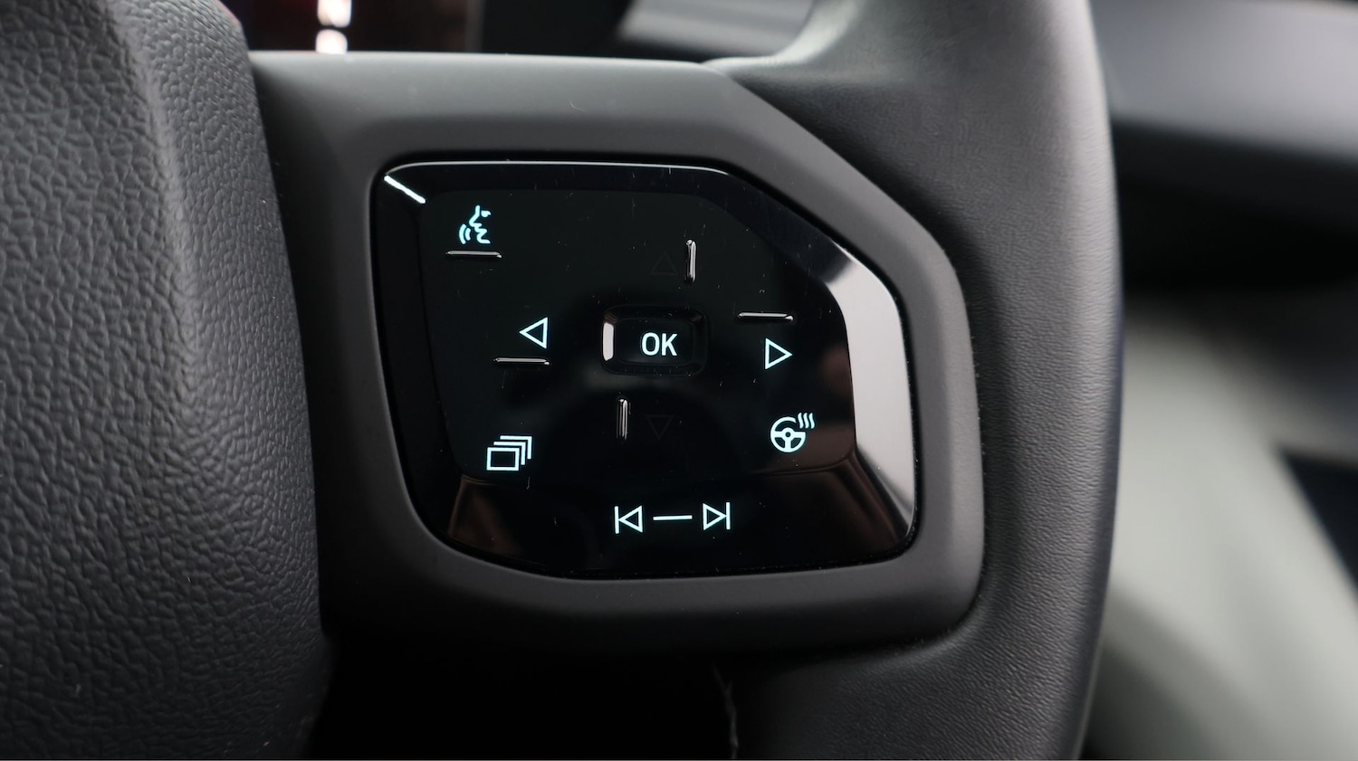 Used Ford Explorer 2024 for sale - 77211597: Photo 25