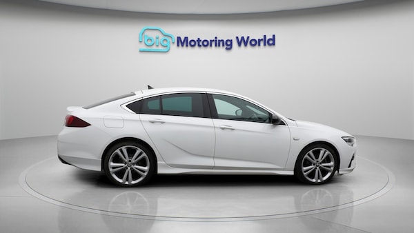 Used Vauxhall Insignia 2021 for sale - 76072502: Photo 9