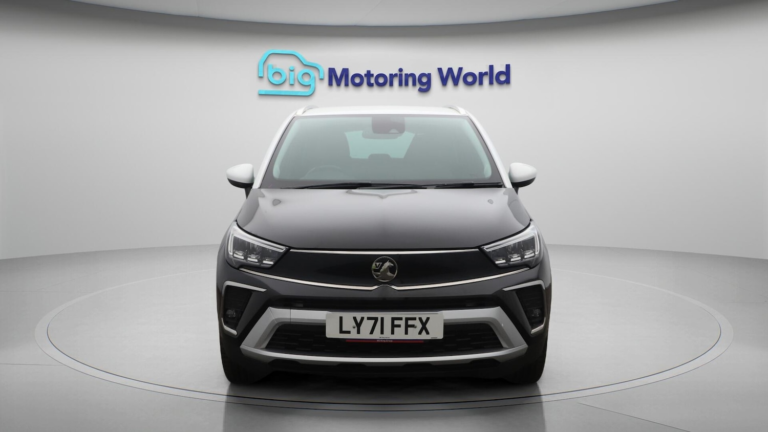 Used Vauxhall Crossland 2022 for sale - 76381176: Photo 2