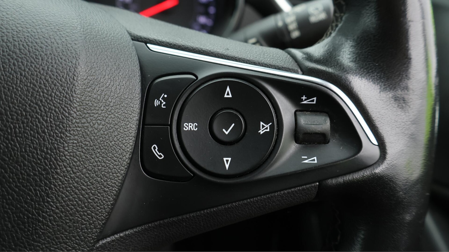 Used Vauxhall Crossland 2022 for sale - 76381176: Photo 23