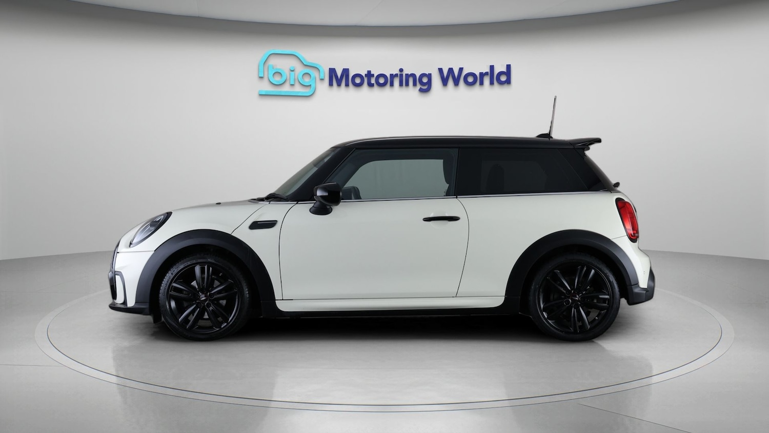 Used MINI Hatch 2022 for sale - 78042187: Photo 4