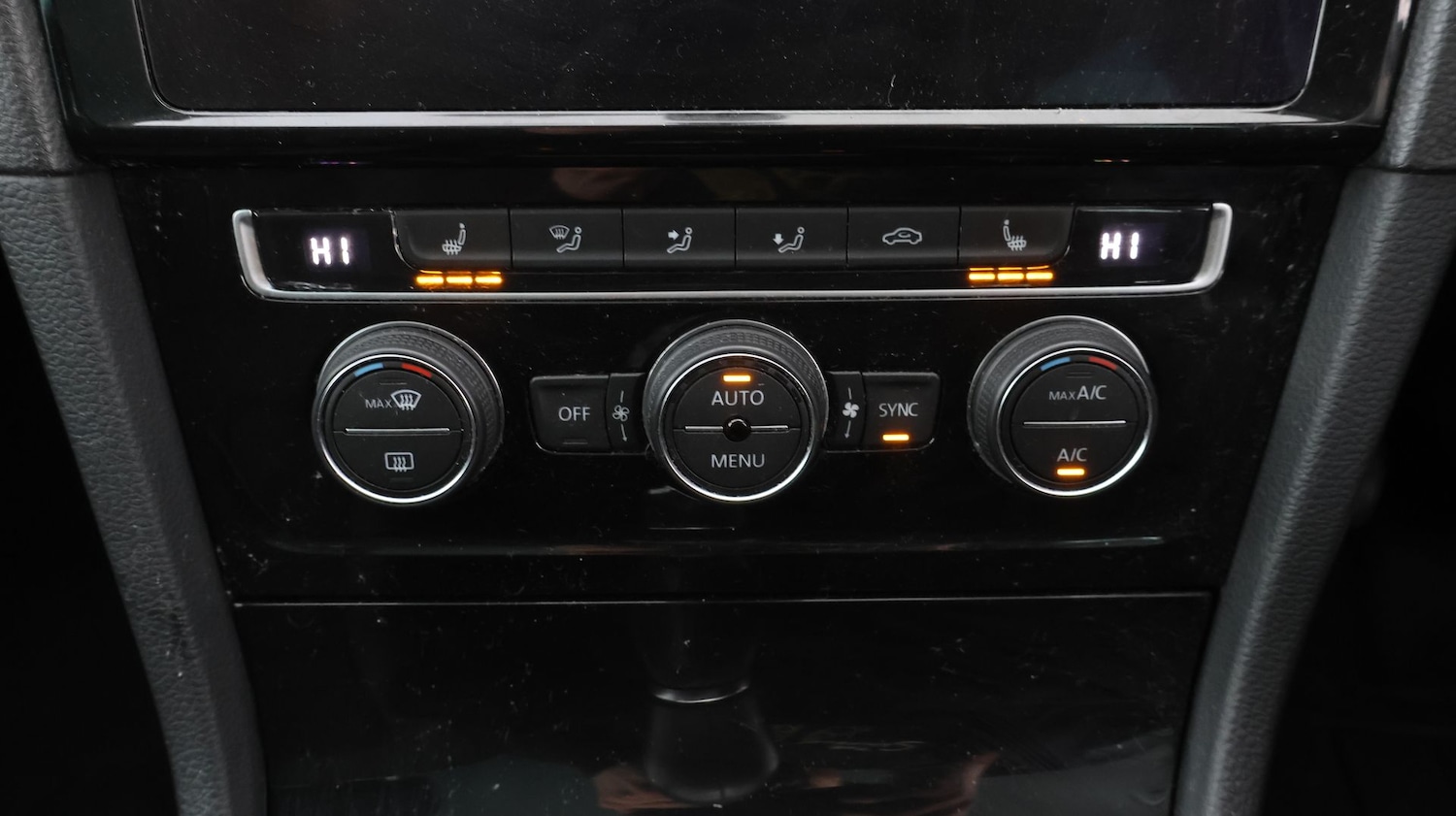 Used Volkswagen Golf 2019 for sale - 77935893: Photo 11