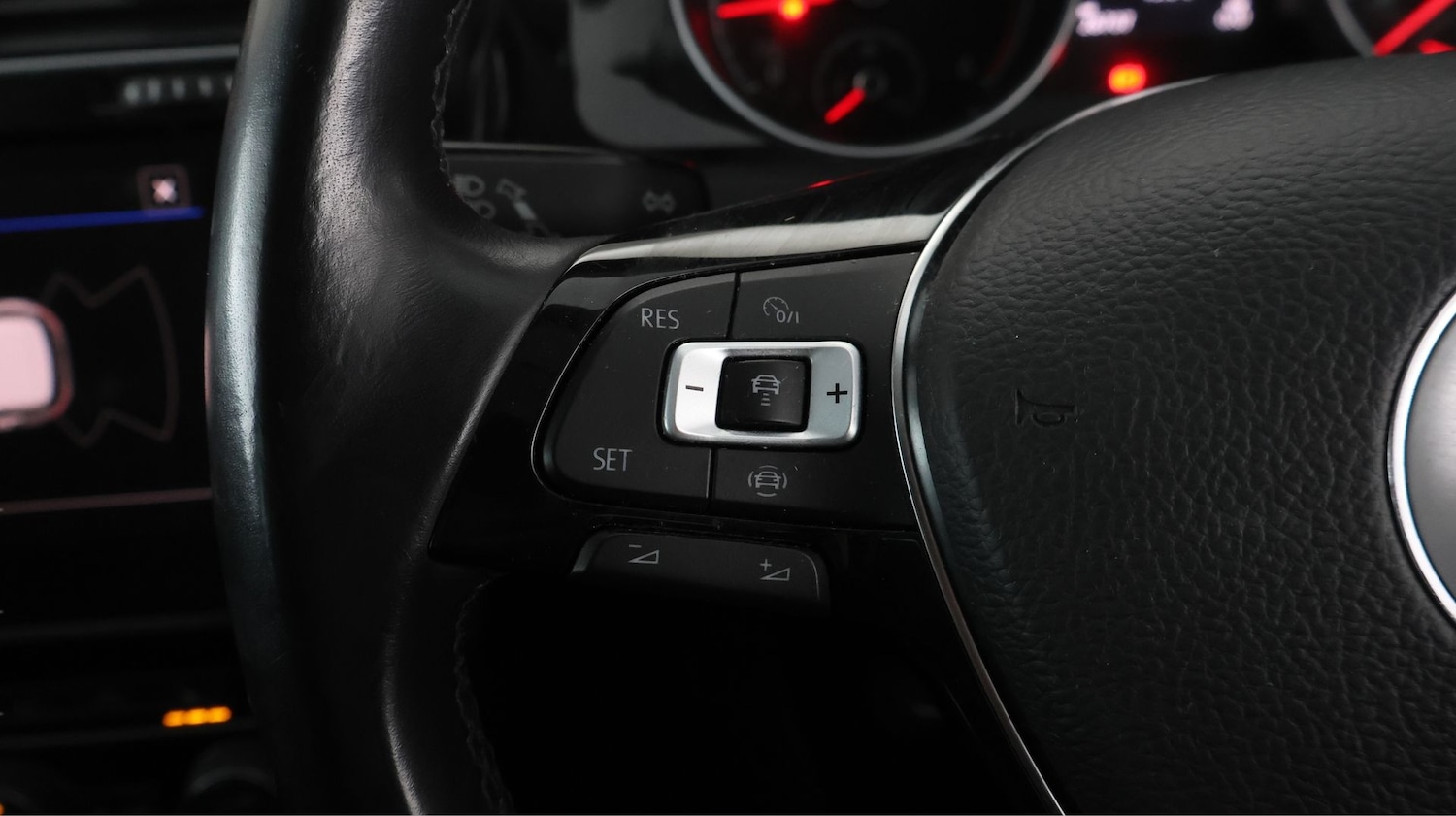 Used Volkswagen Golf 2019 for sale - 77935893: Photo 21