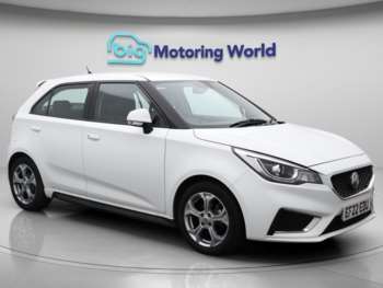 2022 (22) - 1.5 VTi-TECH Exclusive Nav Hatchback 5dr Petrol Manual Euro 6 (s/s) (106 ps