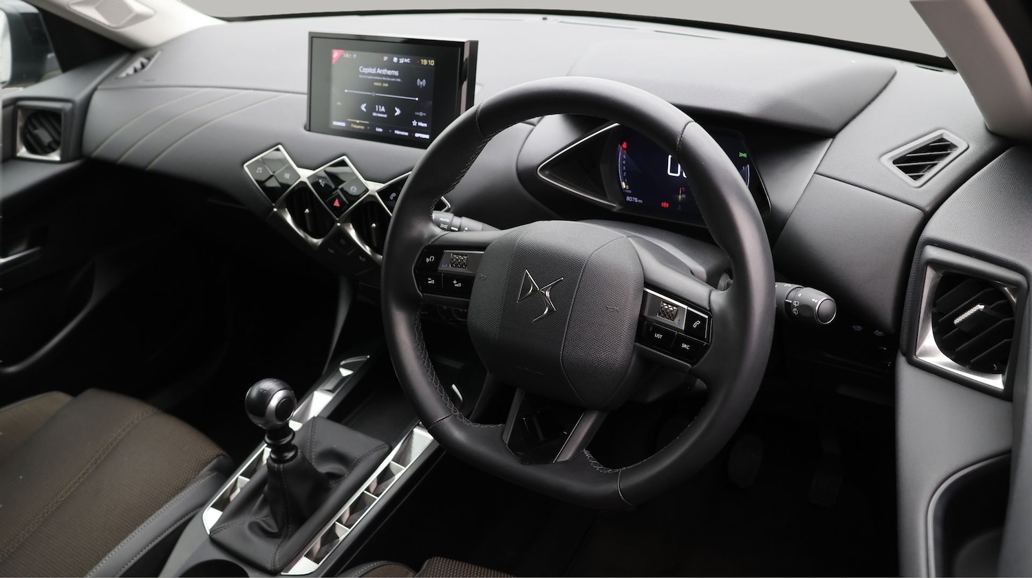 Used DS Automobiles DS 3 Crossback 2022 for sale - 77298492: Photo 9