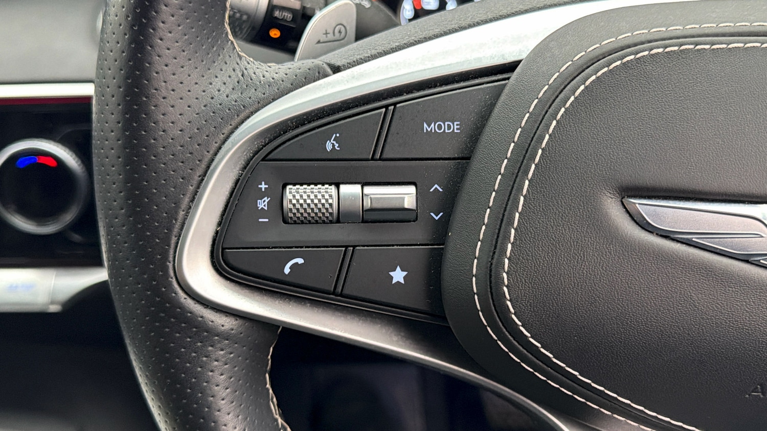 Used Genesis GV70 2023 for sale - 77878805: Photo 23