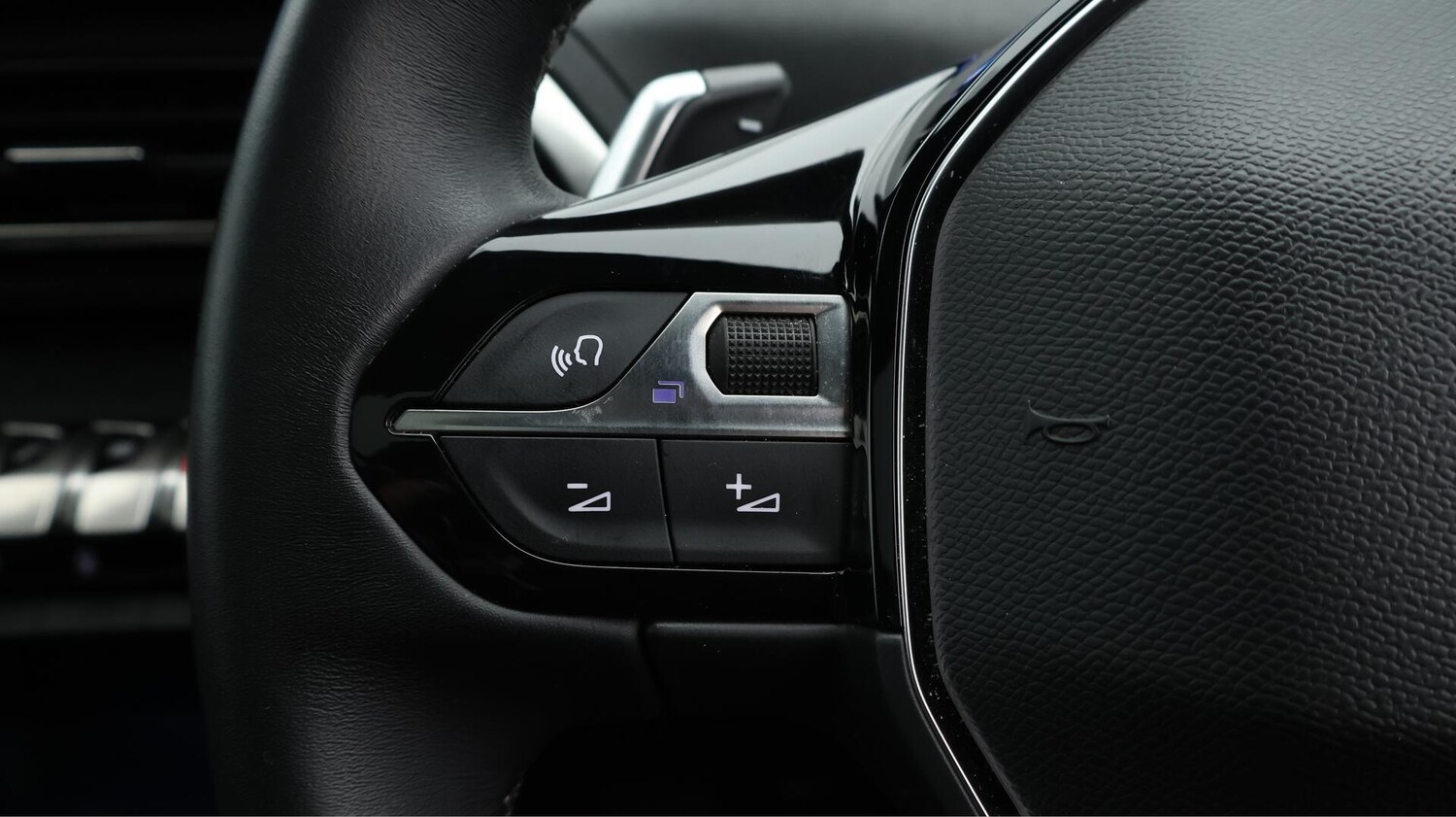 Used Peugeot 3008 2023 for sale - 76306961: Photo 29