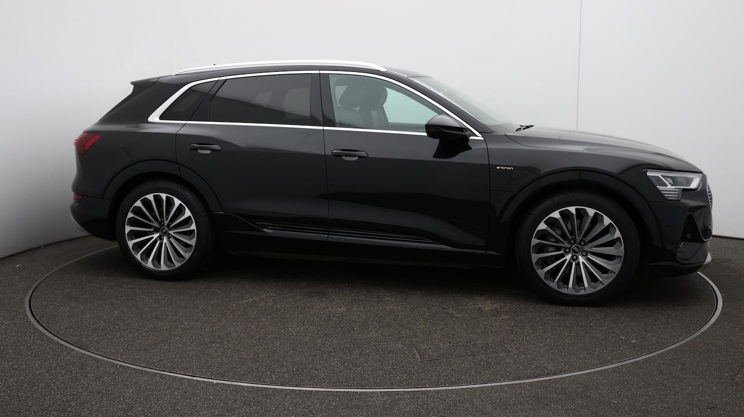 Used Audi e-tron 2021 for sale - 76337059: Photo 51
