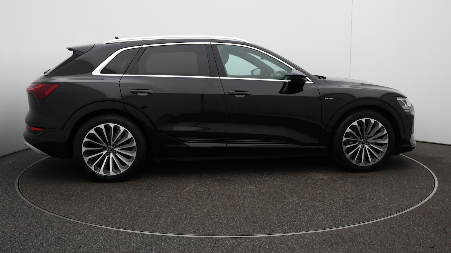 Used Audi e-tron 2021 for sale - 76337059: Photo 53