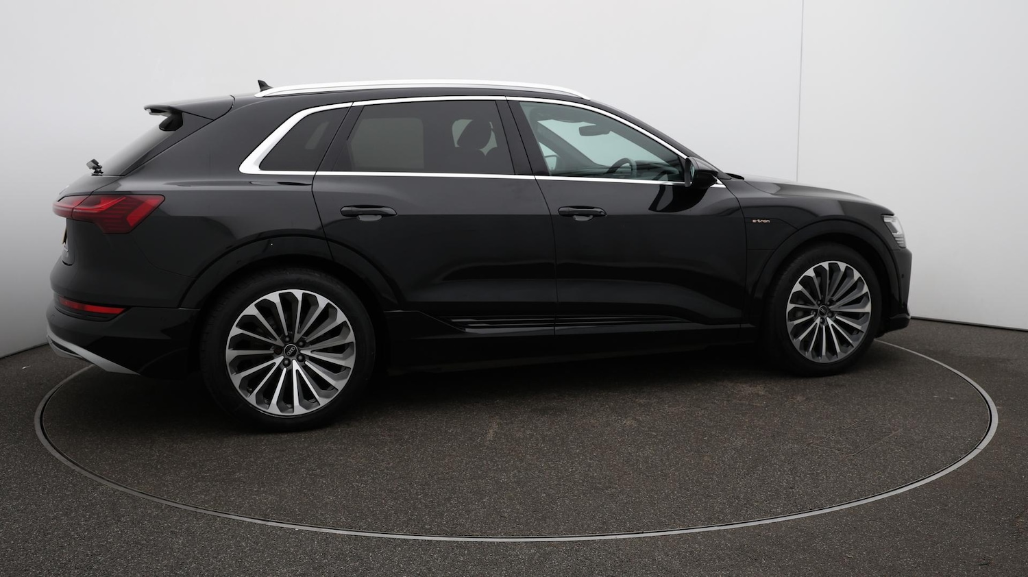 Used Audi e-tron 2021 for sale - 76337059: Photo 54