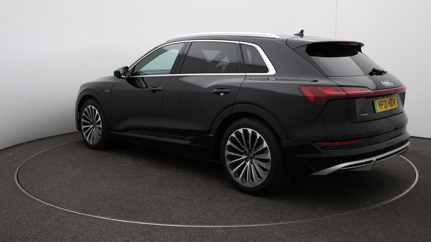 Used Audi e-tron 2021 for sale - 76337059: Photo 66