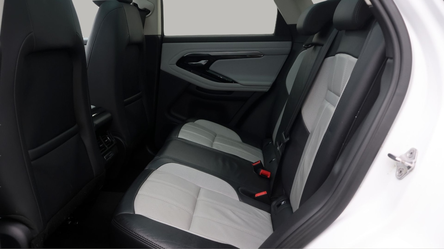 Used Land Rover Range Rover Evoque 2021 for sale - 77665167: Photo 16