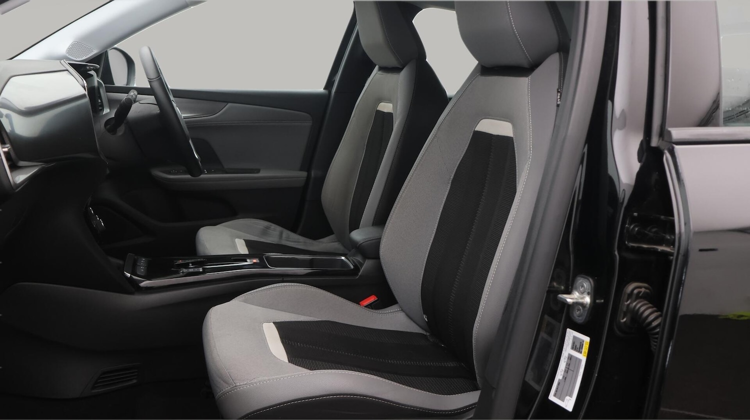 Used Vauxhall Mokka Electric 2022 for sale - 76620214: Photo 15