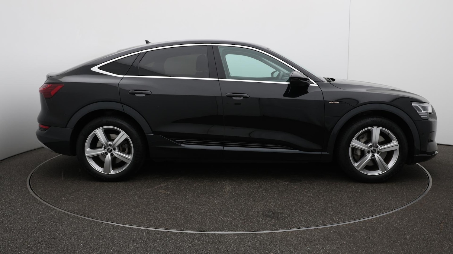 Used Audi e-tron 2022 for sale - 76179661: Photo 51