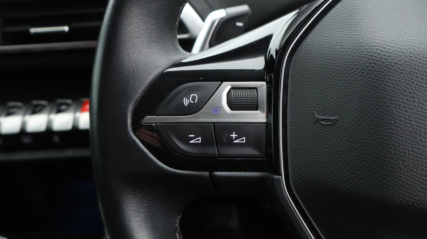 Used Peugeot 3008 2022 for sale - 76136144: Photo 25