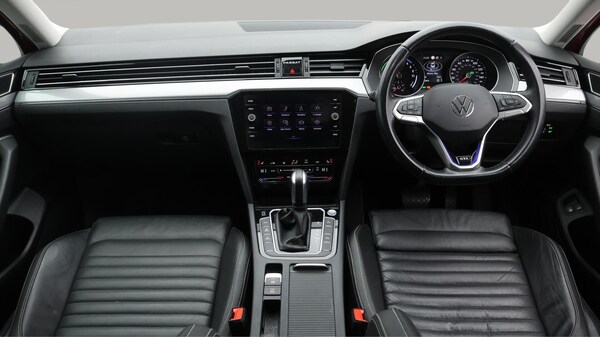 Used Volkswagen Passat 2021 for sale - 76215199: Photo 14