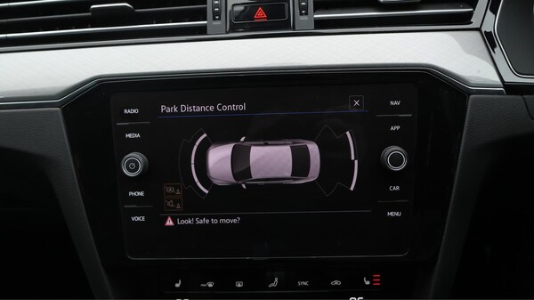Used Volkswagen Passat 2021 for sale - 76215199: Photo 25