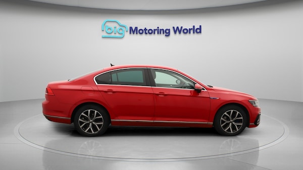 Used Volkswagen Passat 2021 for sale - 76215199: Photo 9