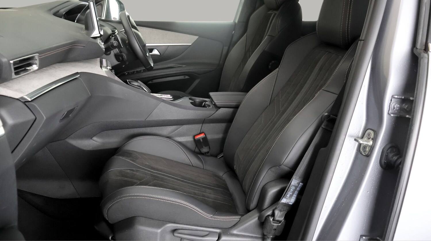 Used Peugeot 3008 2022 for sale - 77877206: Photo 13