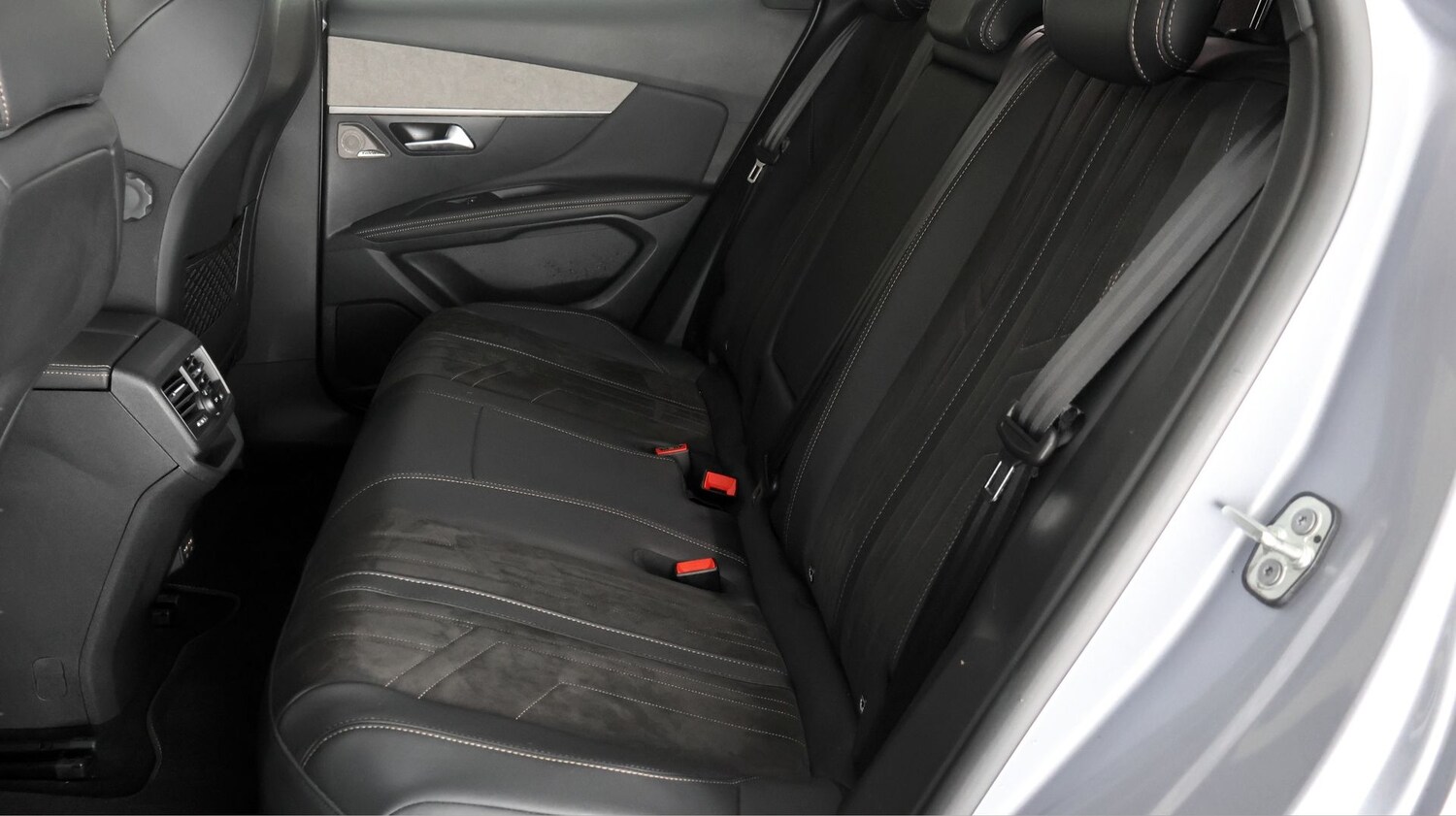 Used Peugeot 3008 2022 for sale - 77877206: Photo 15