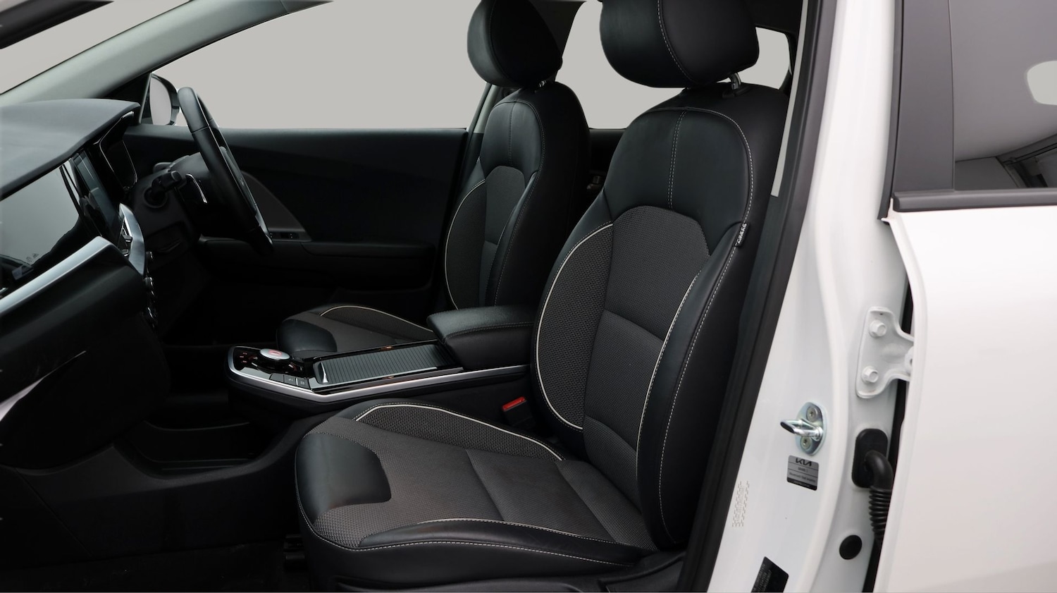 Used Kia Niro 2021 for sale - 77276824: Photo 14