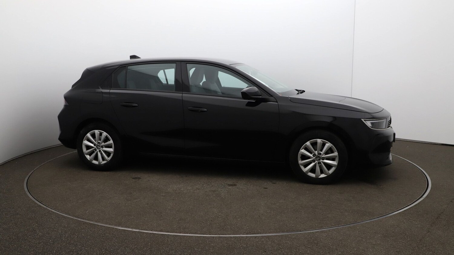 Used Vauxhall Astra for sale - 76808930: Photo 39