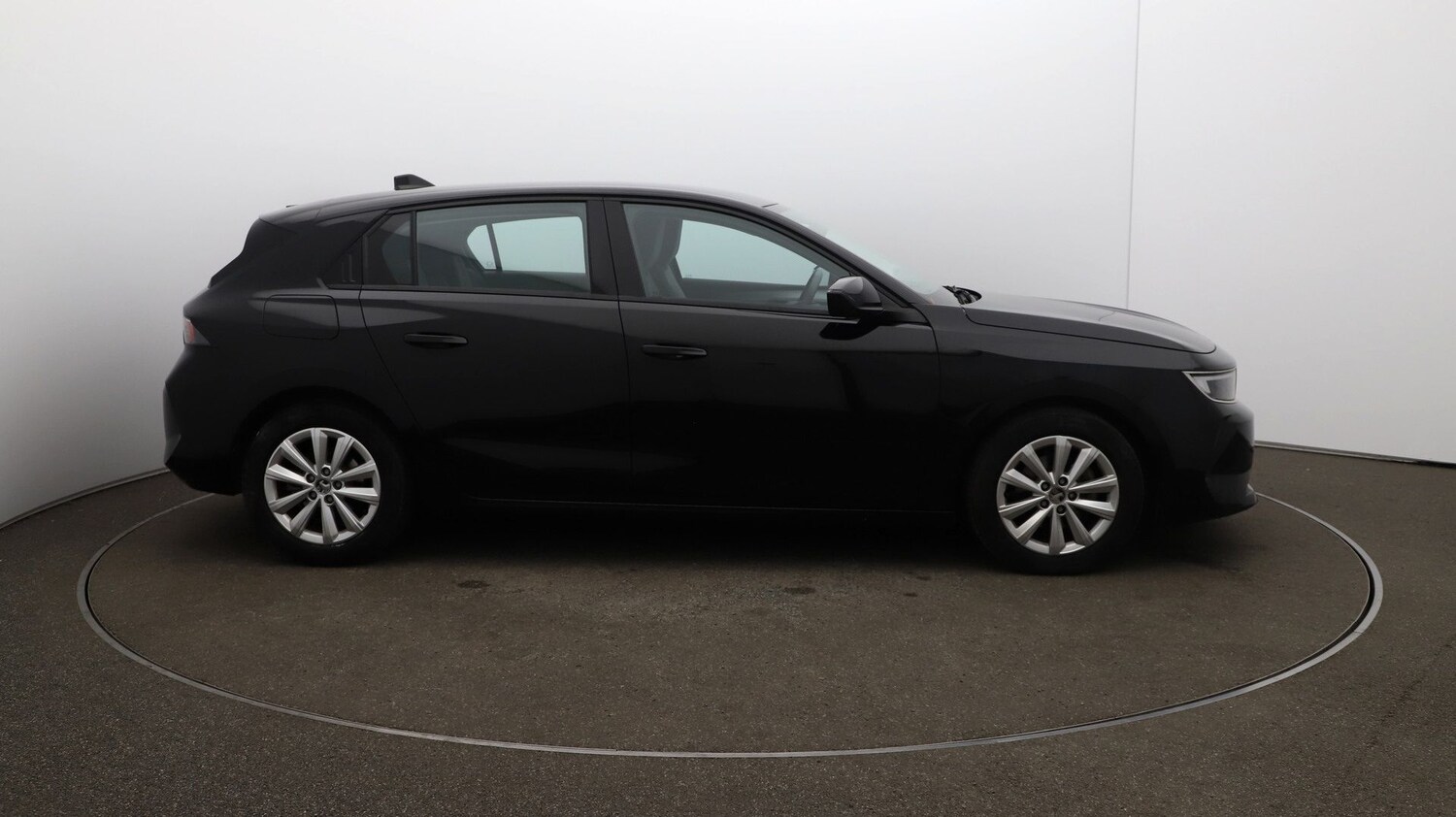 Used Vauxhall Astra for sale - 76808930: Photo 40