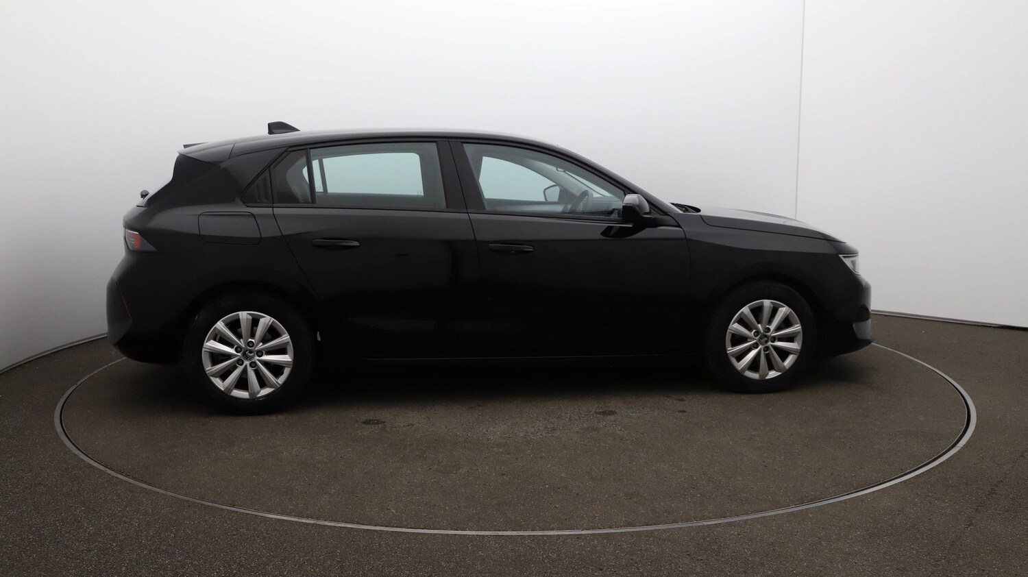 Used Vauxhall Astra for sale - 76808930: Photo 41