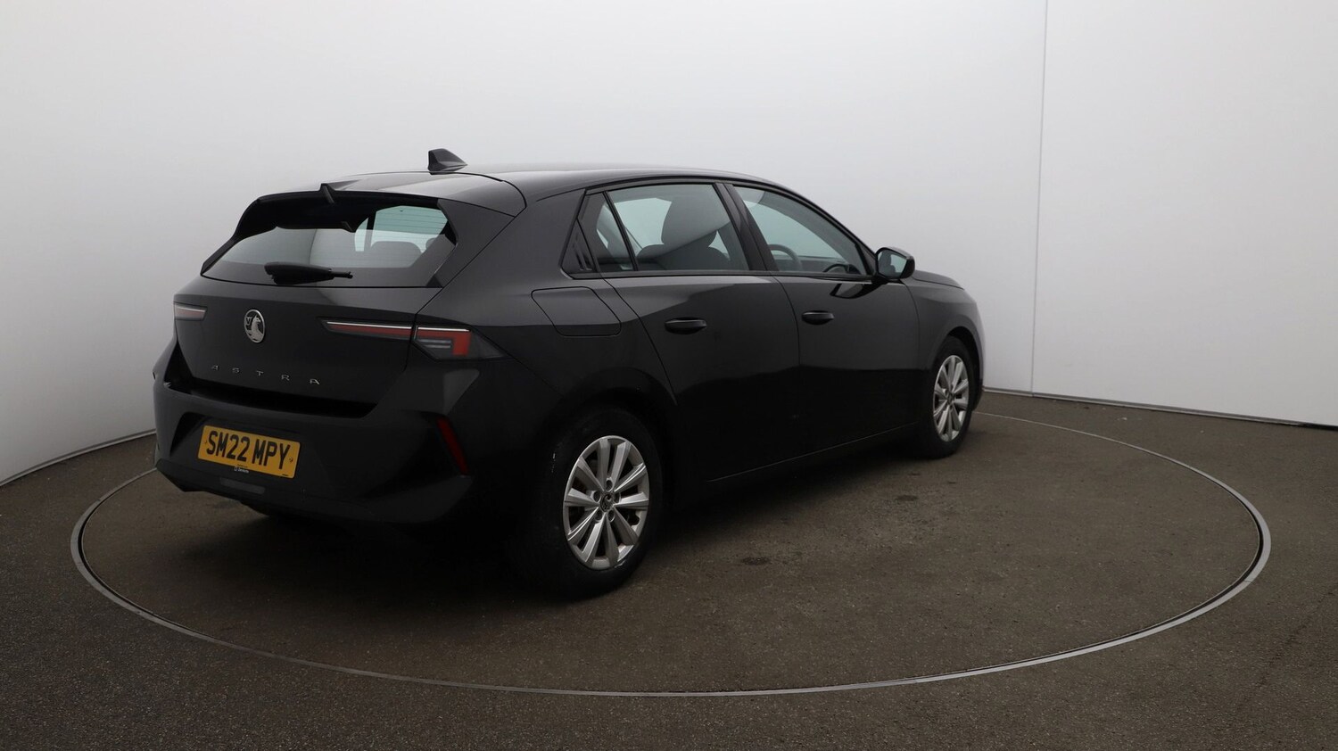 Used Vauxhall Astra for sale - 76808930: Photo 45