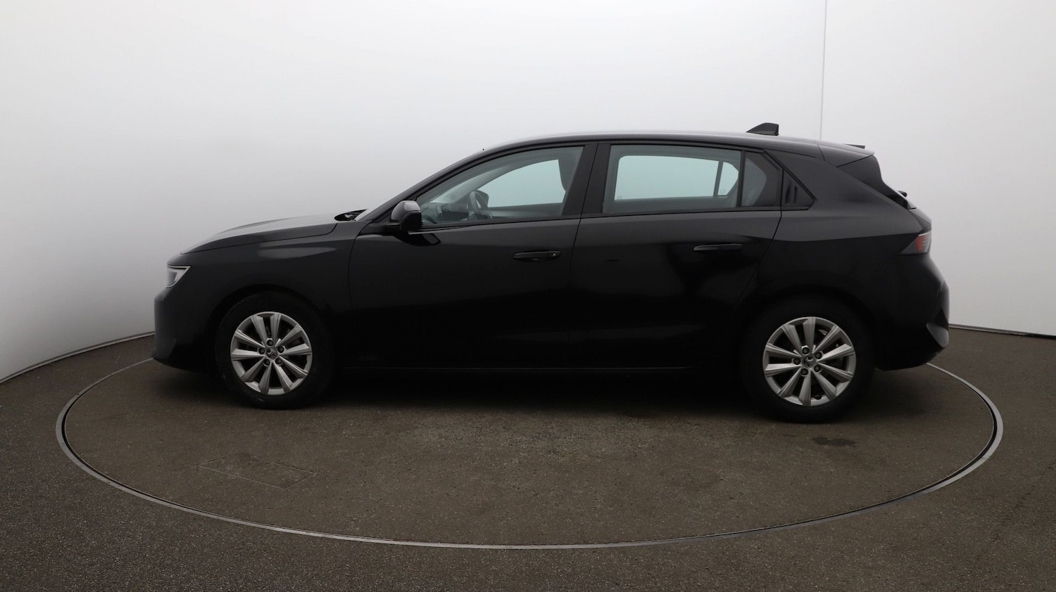 Used Vauxhall Astra for sale - 76808930: Photo 55