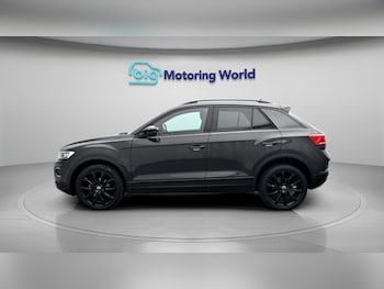 Used Volkswagen T-Roc 2021 for sale - 79134489: Photo