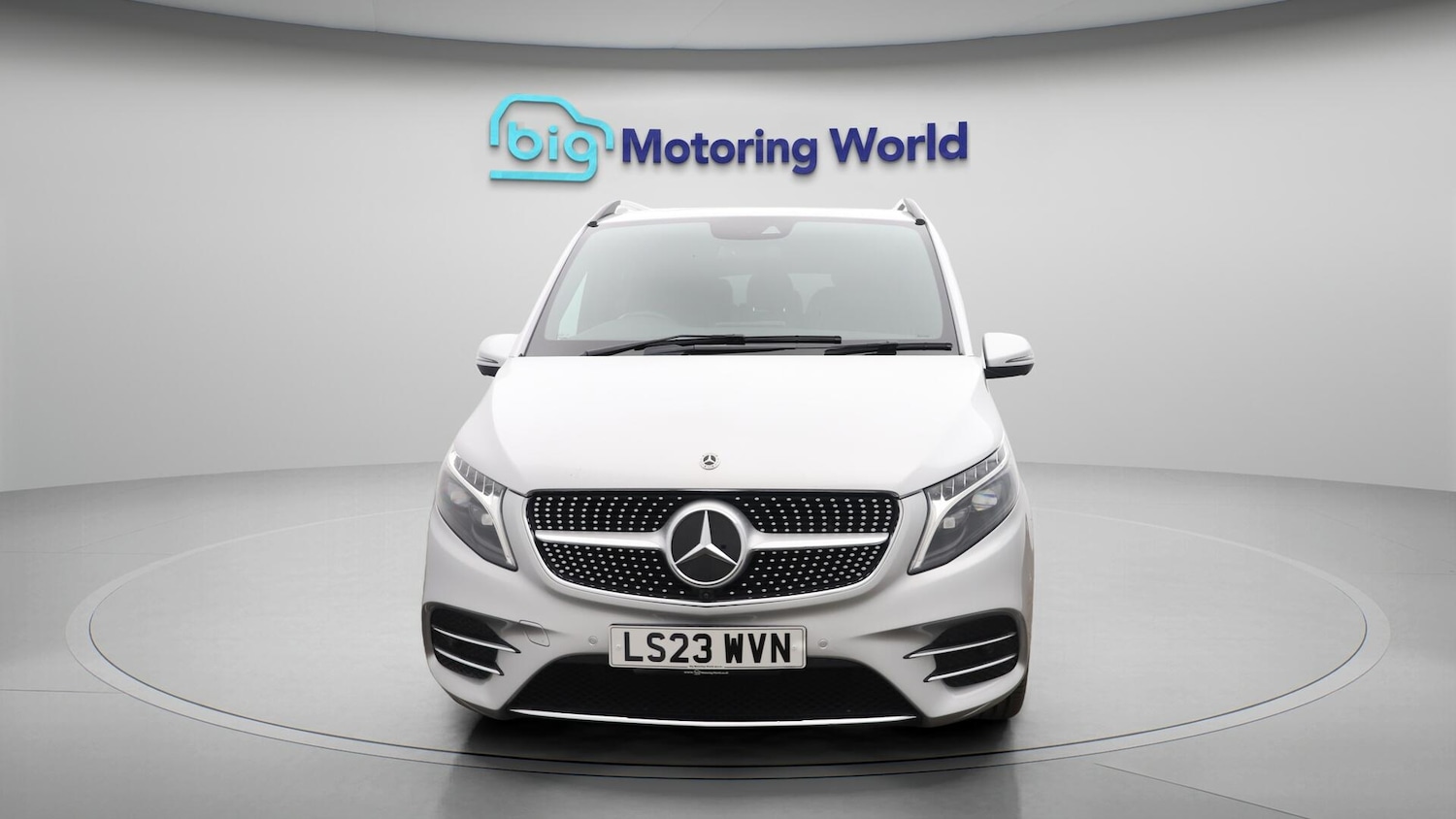 Used Mercedes-Benz V-Class 2023 for sale - 76498982: Photo 3