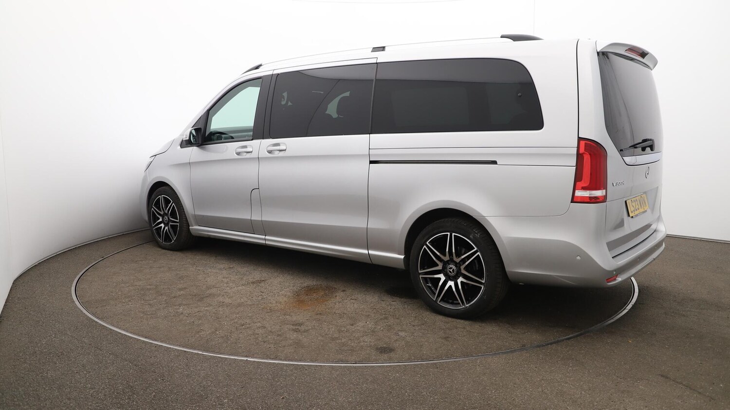 Used Mercedes-Benz V-Class 2023 for sale - 76498982: Photo 37