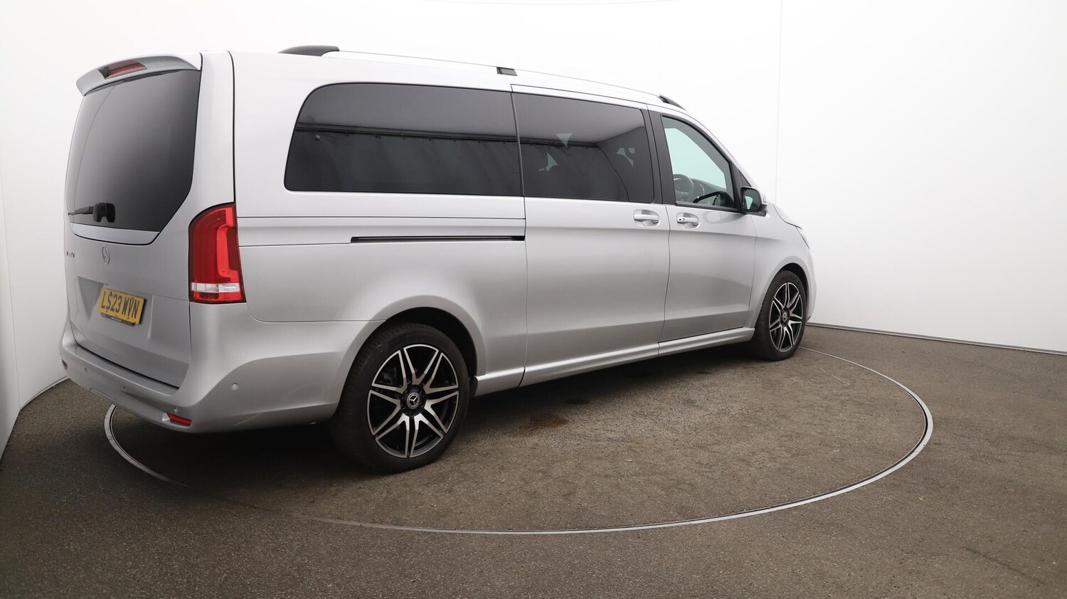 Used Mercedes-Benz V-Class 2023 for sale - 76498982: Photo 56