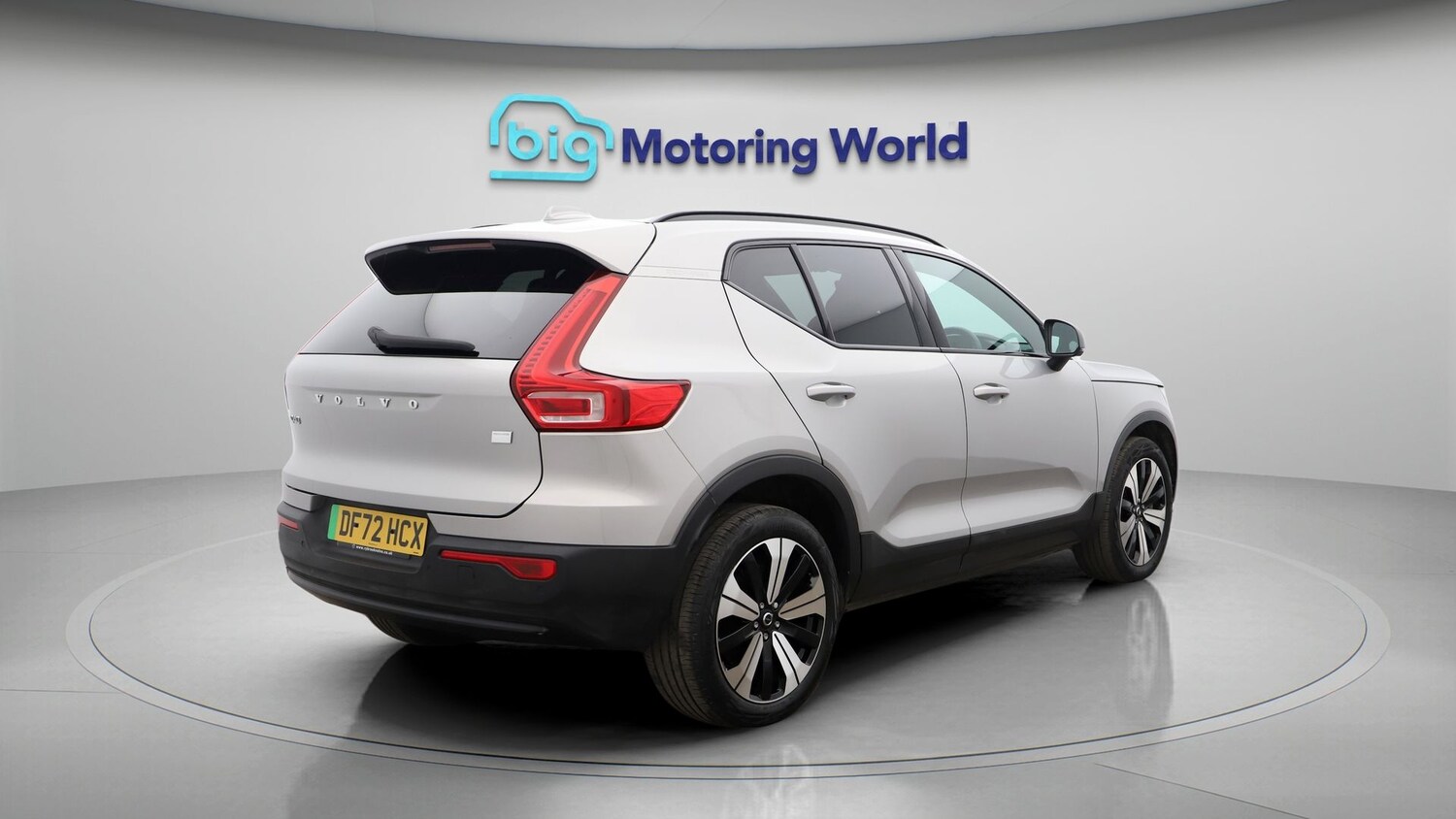 Used Volvo XC40 2023 for sale - 77365679: Photo 7