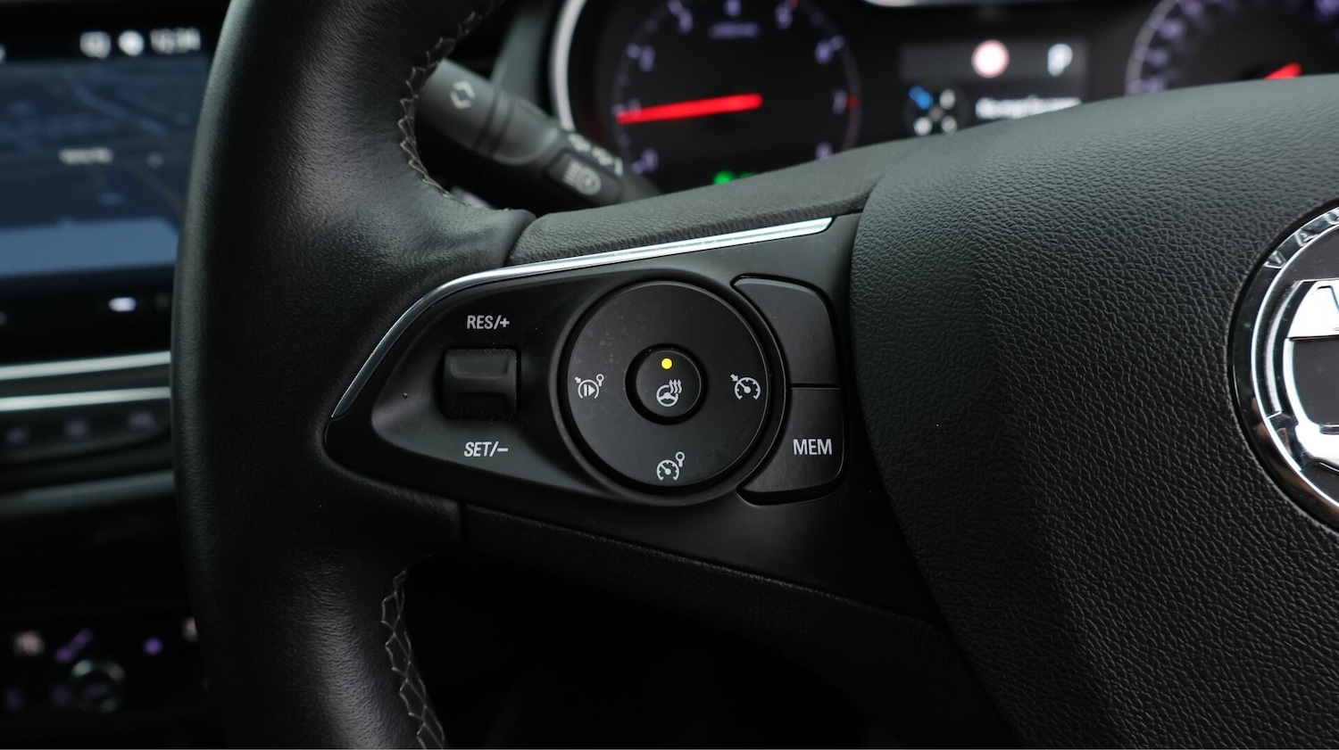 Used Vauxhall Crossland 2021 for sale - 76349812: Photo 25