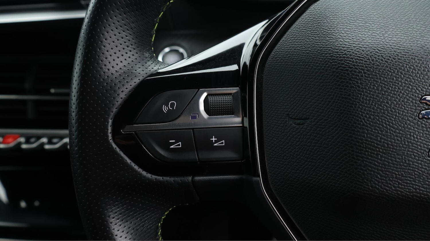 Used Peugeot 208 2020 for sale - 76432518: Photo 26