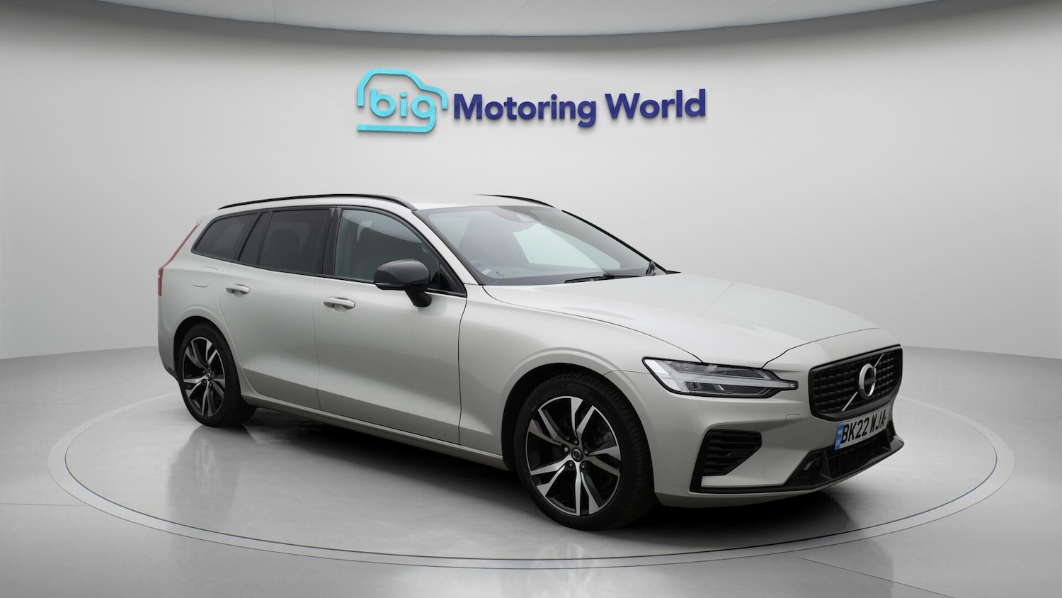 Used Volvo V60 2022 for sale - 76592346: Photo 2