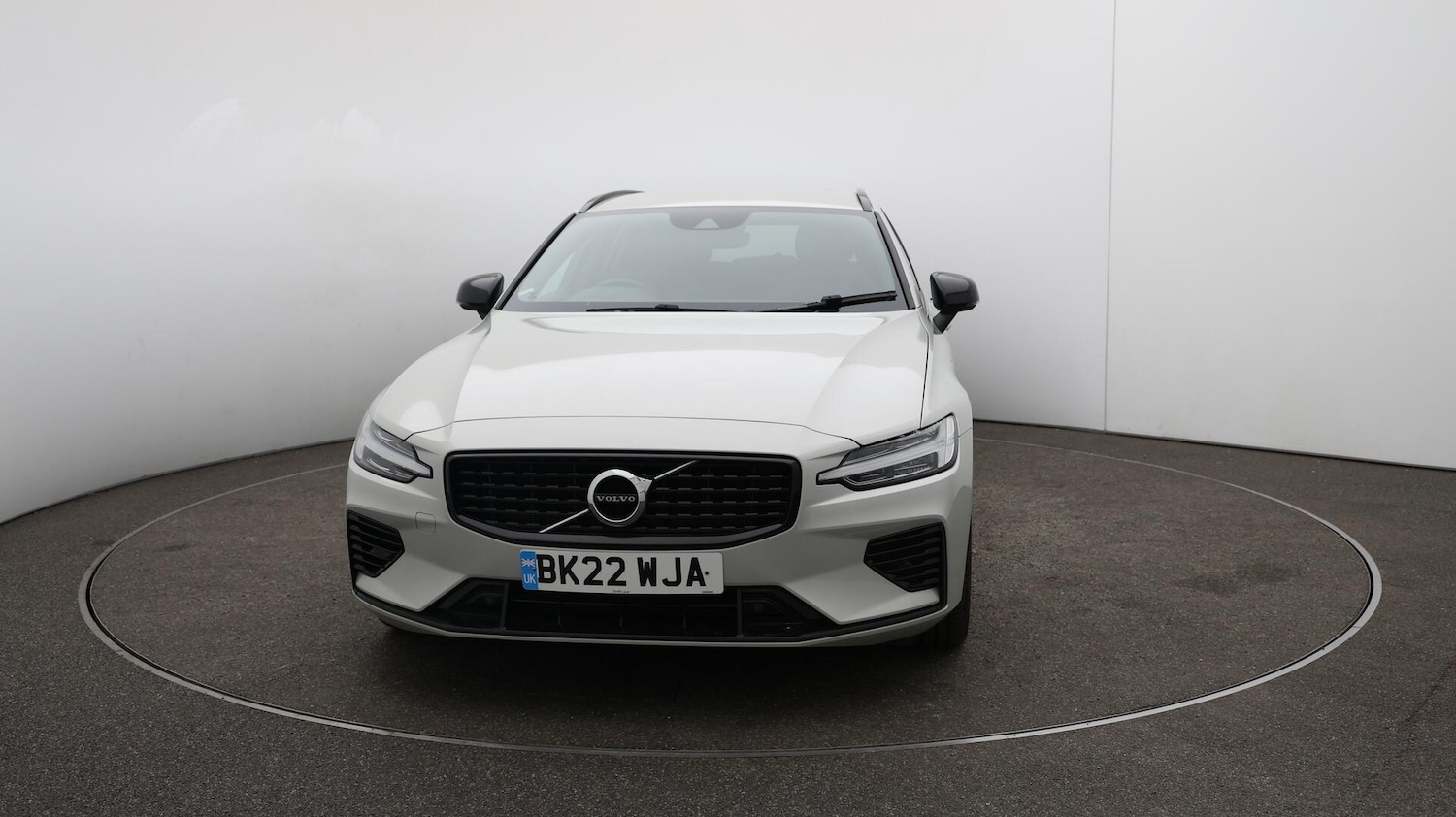 Used Volvo V60 2022 for sale - 76592346: Photo 40