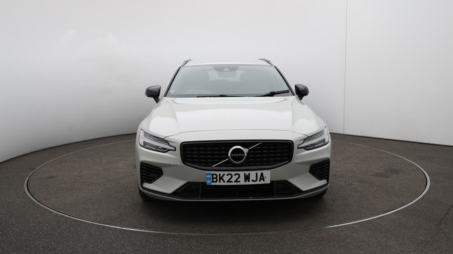 Used Volvo V60 2022 for sale - 76592346: Photo 41