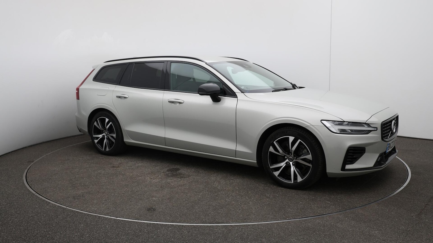 Used Volvo V60 2022 for sale - 76592346: Photo 46