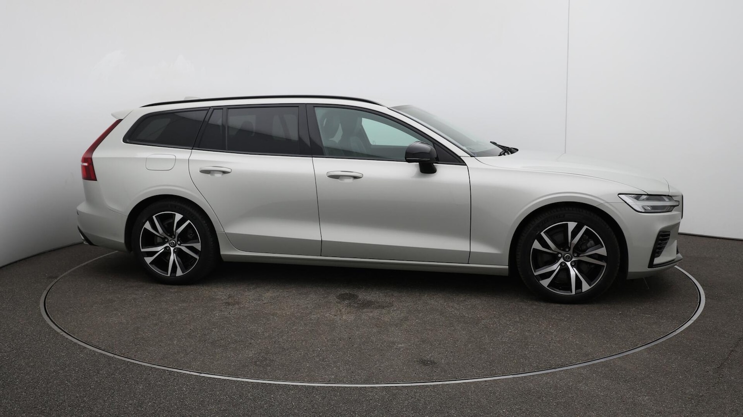 Used Volvo V60 2022 for sale - 76592346: Photo 49